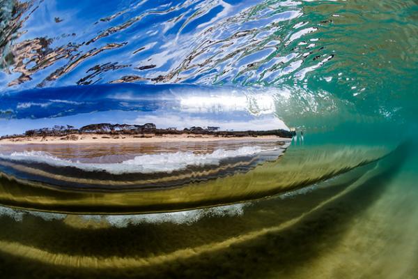 Взаимосвязь воды и солнца: эффектный фотопроект мастера из Австралии (ФОТО)
