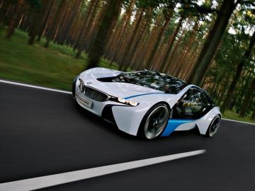 Компания BMW разрабатывает автомобиль нового поколения