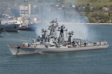 Украинские пограничники выдворили российский корабль, нарушивший морскую границу (ВИДЕО)