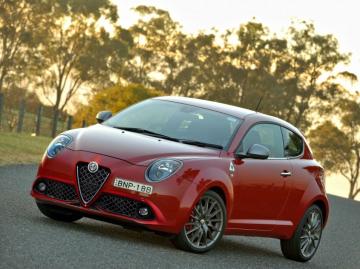 Alfa Romeo выпустили новый хэтчбек