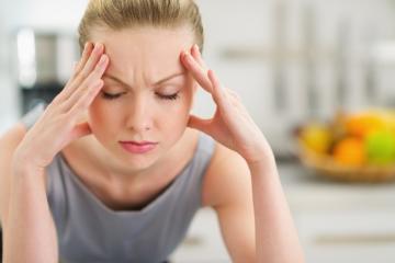 Первый признак Паркинсона: почему нельзя терпеть мигрень