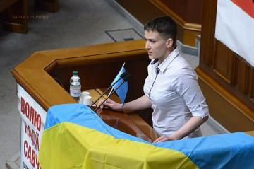 Савченко: Не хочу докатиться до уровня Парасюка и драться с депутатами