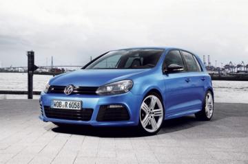Volkswagen готовится презентовать модернизированнй Golf