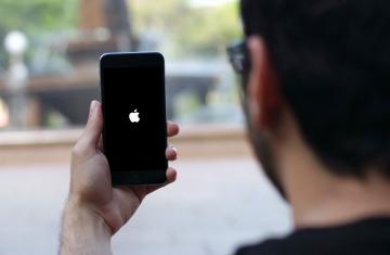 Загрузка обновлений превращает iPhone в «кирпич»