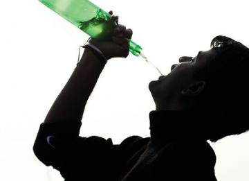 Ученые создали вирус, который избавит от алкоголизма