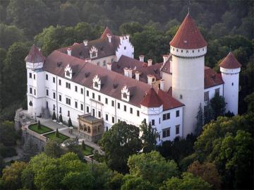 Мир романтики и красоты: поразительный замок в Чехии (ФОТО)