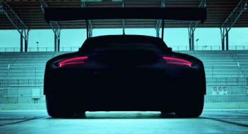 Компания Porsche опубликовала первое изображение новой модели 