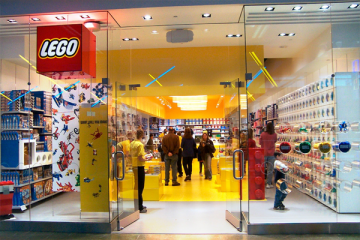 В Лондоне открылся самый большой в мире магазин Lego