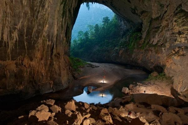 В сердце джунглей: самая большая пещера в мире (ФОТО)