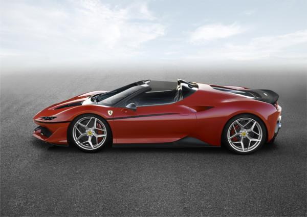 Ferrari презентовала новый суперкар J50 Limited Edition (ФОТО)