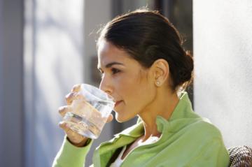 Мочекаменная болезнь: почему нужно пить воду