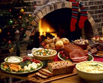 Ученые рассказали о последствиях новогоднего ужина для организма