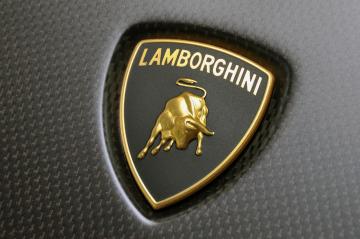 Lamborghini официально представит новый суперкар‍ в январе 2017 года