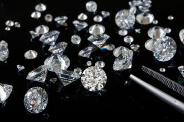 Ученые узнали, где формируются самые редкие и ценные алмазы