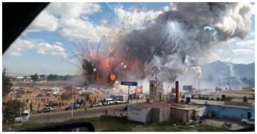 Жуткие последствия взрыва на рынке фейерверков в Мексике (ФОТО)