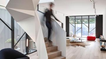 Смелый дизайн: жилой дом в стиле оригами в Австралии (ФОТО)