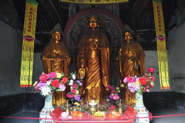 Экскурс в историю: первый буддийский монастырь Китая (ФОТО)