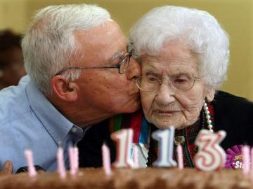 Долгожители дали советы молодым, как прожить до 100 лет