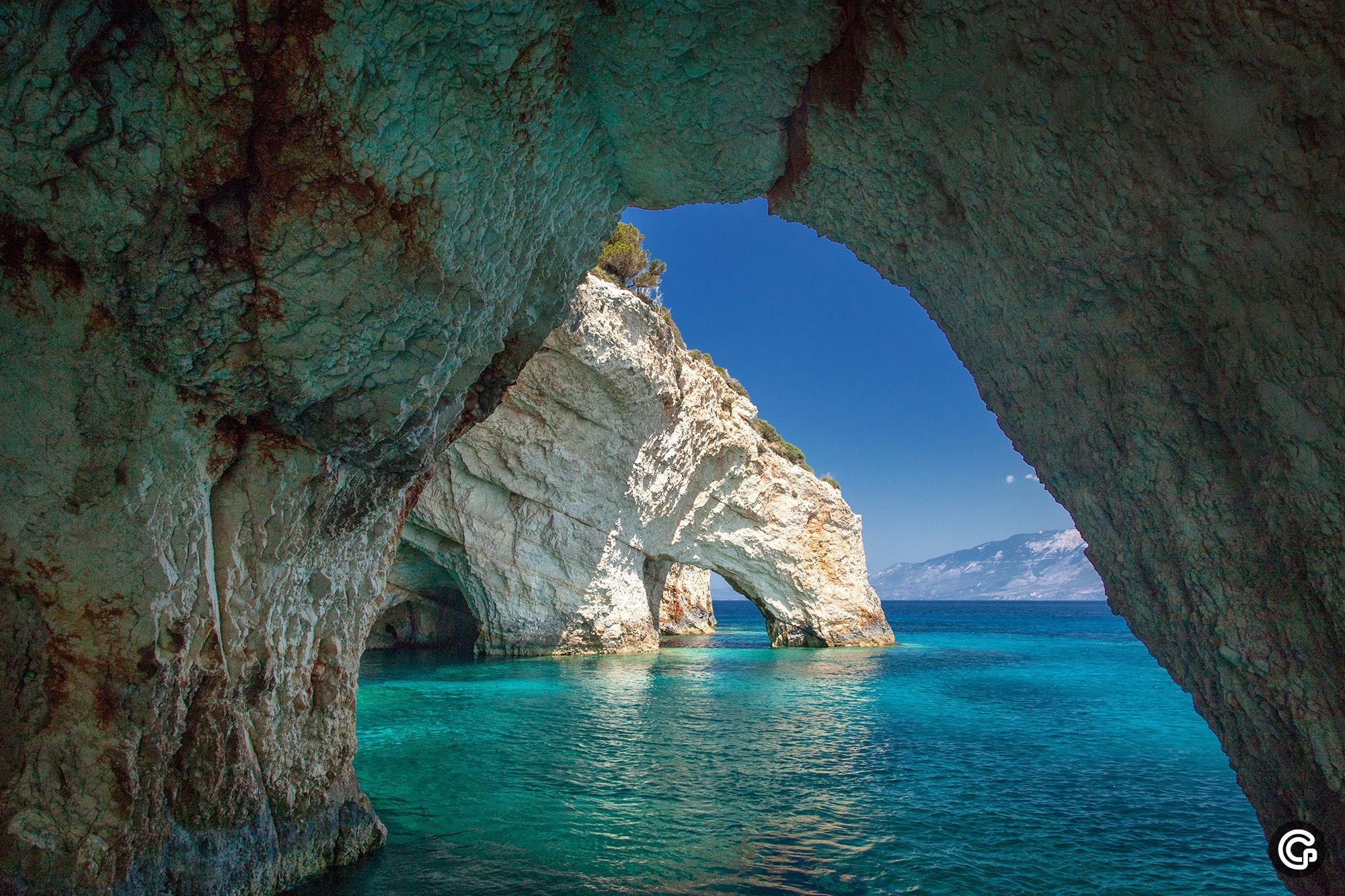 Голубые пещеры Закинфа - одно их красивейших мест на Земле (ФОТО)