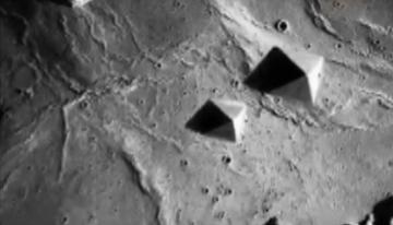 Марсианские пирамиды пугают ученых НАСА