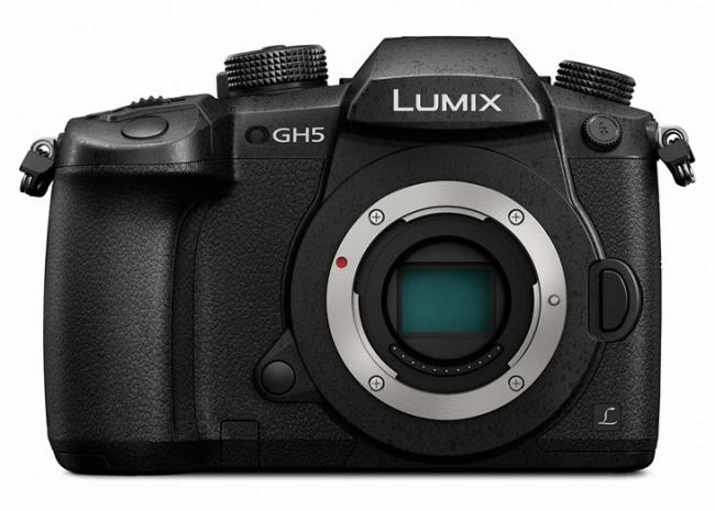 Panasonic представила флагманскую фотокамеру Lumix DC-GH5 (ФОТО)