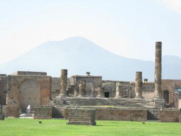 Город Помпеи - молчаливый свидетель древней трагедии (ФОТО)