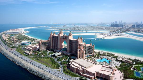 Настоящий дворец шейха: роскошный гостиничный комплекс в Дубае (ФОТО)