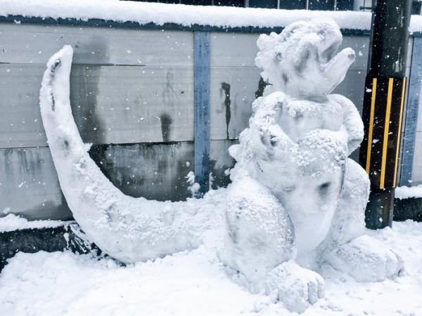 Японцы превращают снег в произведения искусства (ФОТО)