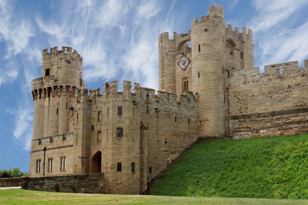 Уорикский замок в Великобритании - роскошная резиденция с плохой историей (ФОТО)