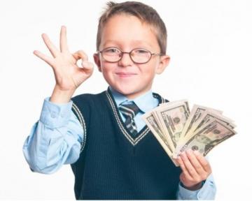 Ученые рассказали, когда детям можно доверять деньги 