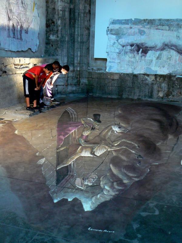 Трехмерное уличное искусство: головокружительные оптические иллюзии (ФОТО)