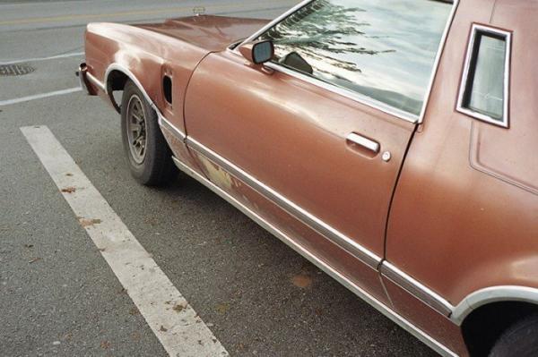 Взгляд из прошлого: снимки ретро-автомобилей на улицах Ванкувера (ФОТО)