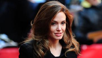 Анджелина Джоли впервые вышла в свет после развода (ФОТО)