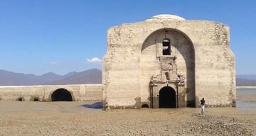 Засуха в Мексике полностью обнажила 400-летний храм (ФОТО)