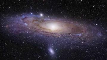 Ученые NASA нашли следы темной материи в галактике Андромеды