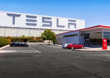 Tesla «задумалась» над постройкой пяти новых заводов