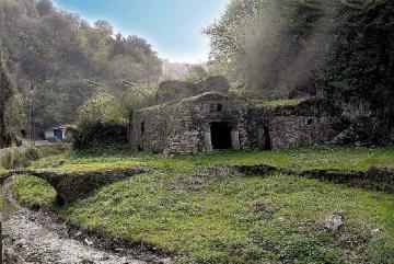 Долина мельниц: овеянная тайнами и легендами достопримечательность Италии (ФОТО)