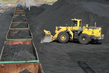 Минэнерго предлагает запретить ввоз угля из России 