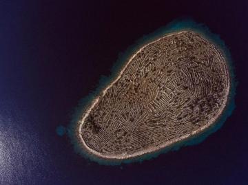 Бальенак — поразительный остров в виде гигантского отпечатка пальца (ФОТО)