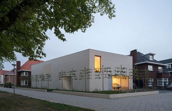 «Обманчивая закрытость»: совершенно уникальный жилой дом в Роттердаме (ФОТО)