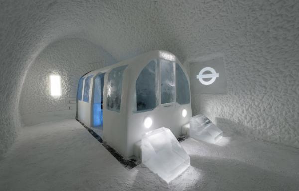 Ледяное царство: самый оригинальный отель Швейцарии (ФОТО)