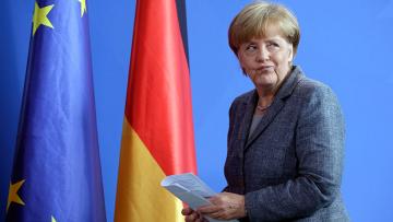 Партия Меркель лидирует на парламентских выборах