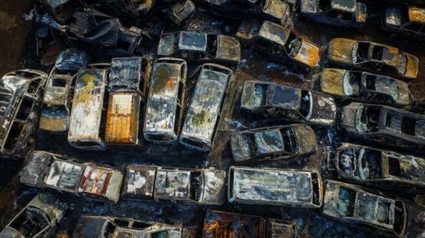 Пожар на китайской парковке уничтожил шесть тысяч автомобилей (ФОТО)