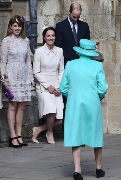 Герцог и герцогиня Кембриджская посетили пасхальную воскресную службу (ФОТО)