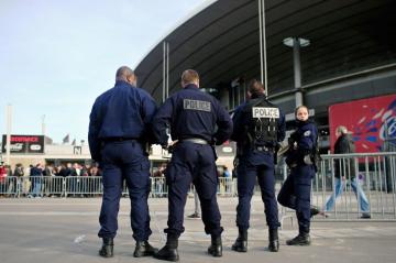 Франция усилила меры безопасности из-за событий в Петербурге