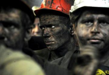 Стало известно, какую сумму Украина должна шахтерам