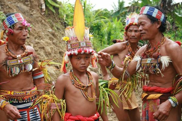 Ментавайцы – коренной народ Индонезии (ФОТО)