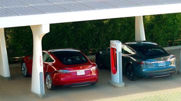 Компания Tesla занимается энергосберегающими технологиями