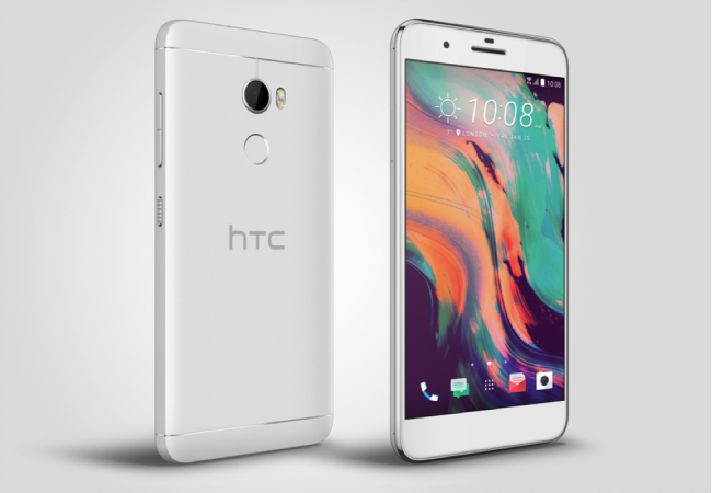HTC представила новый металлический «середнячок» (ФОТО)