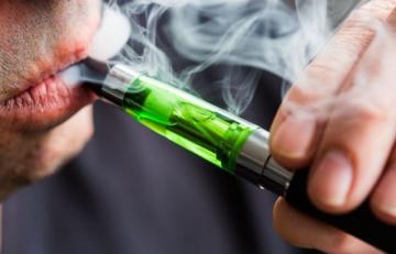 Ученые назвали главную опасность электронных сигарет